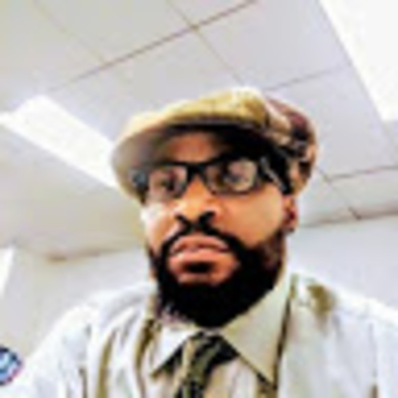 Meet your Posher, Kriston - Picture 1 of 1